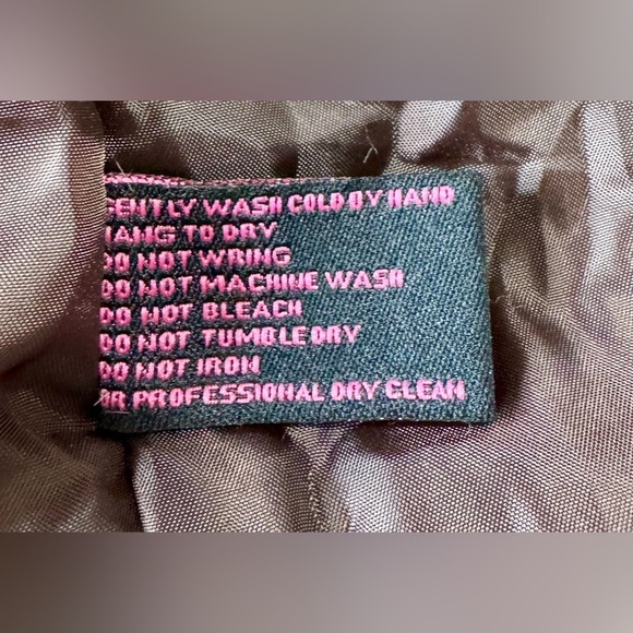 Body Central Faux Fur Lined Vest – Size L - Picture 5 of 7